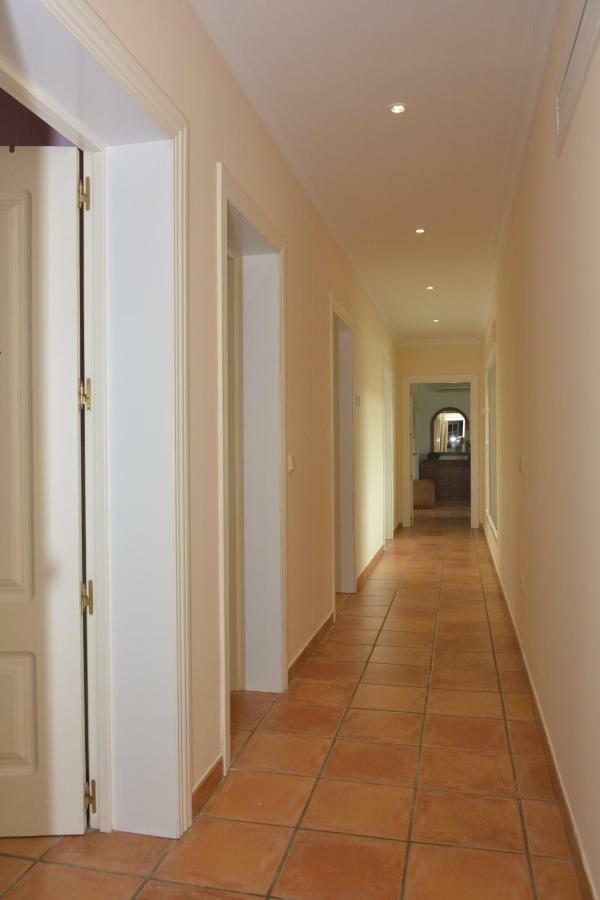 Chalet San Bernardo โตเลโด ภายนอก รูปภาพ
